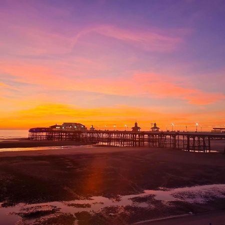 Blackpool - Seaside Βίλα Δωμάτιο φωτογραφία